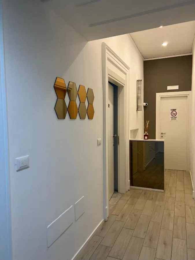 Bed & Breakfast La Piazza Suite Naples Italy