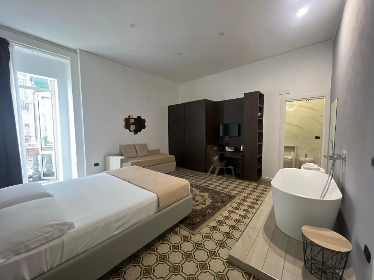 Bed & Breakfast La Piazza Suite Naples