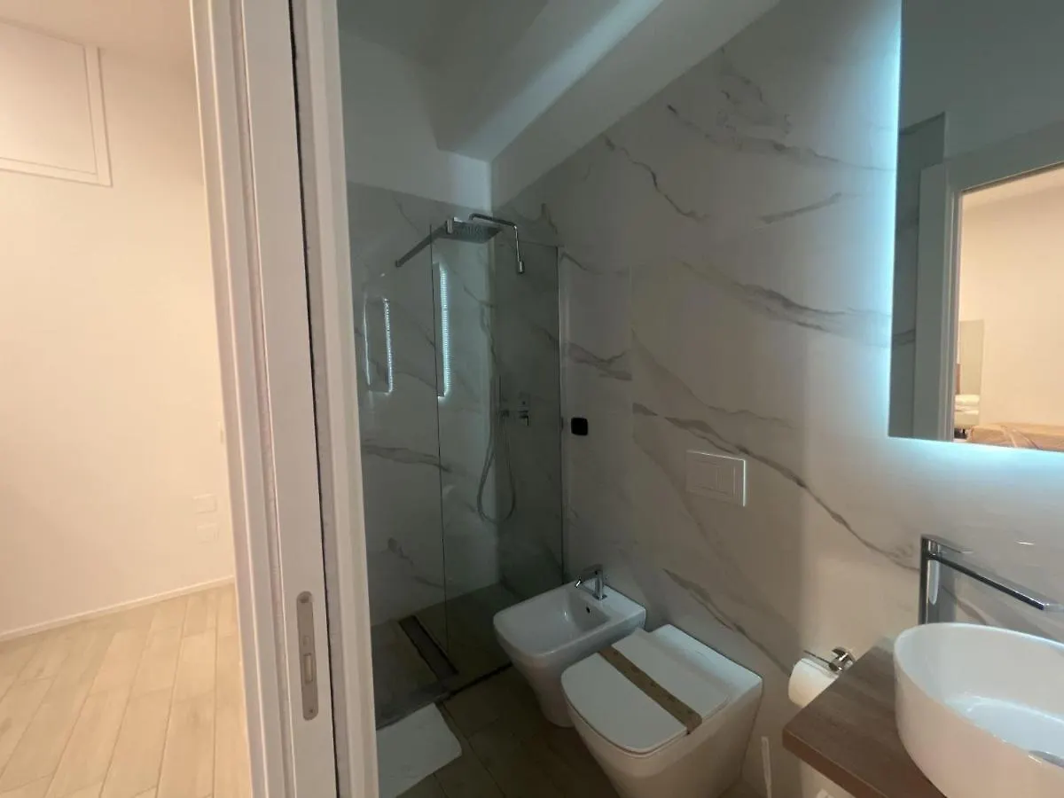 La Piazza Suite Naples 0*,