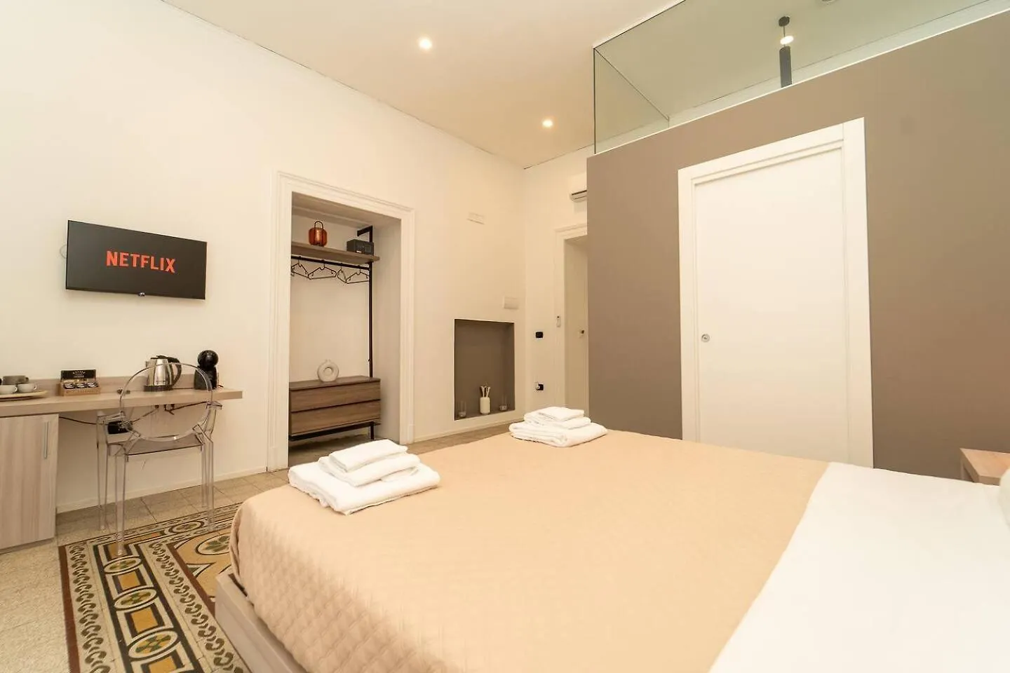 Bed & Breakfast La Piazza Suite Naples