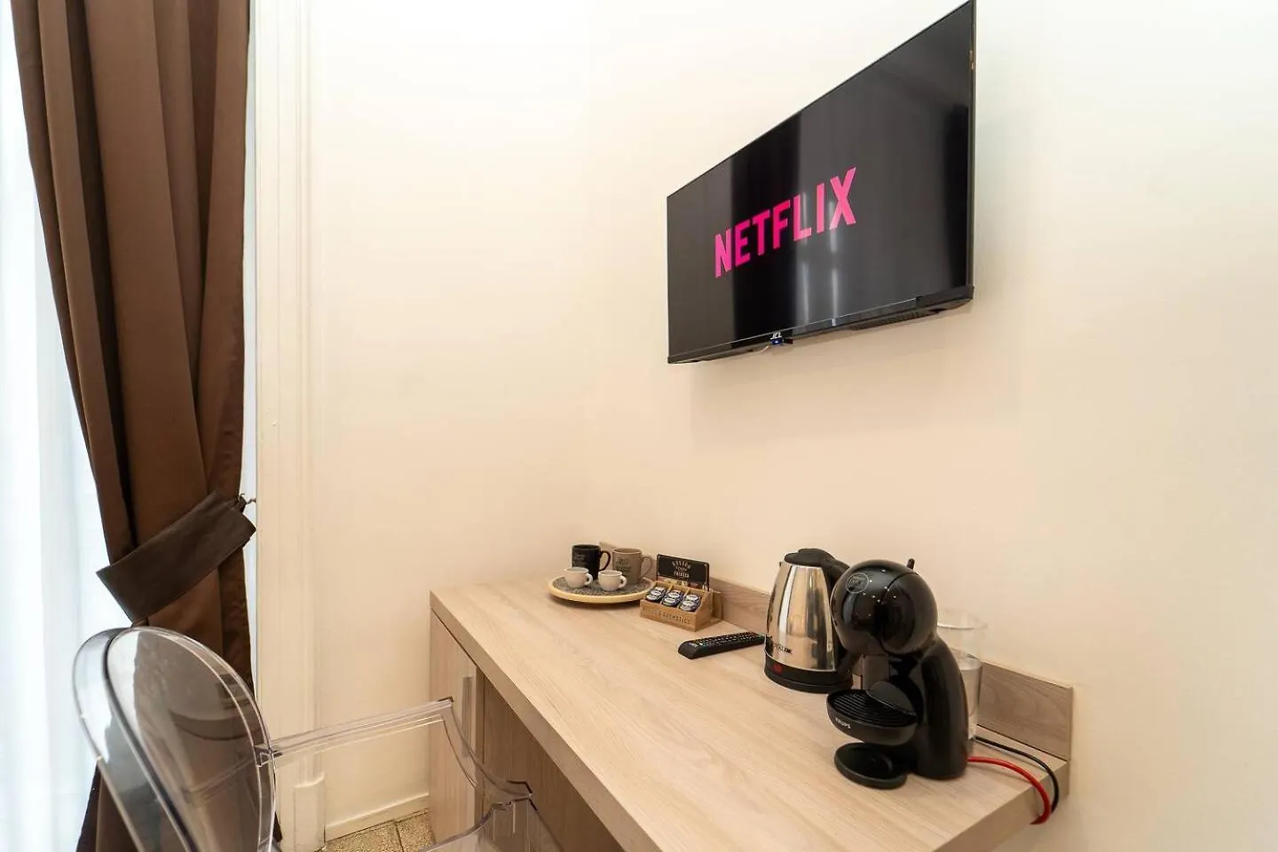 La Piazza Suite Naples Bed & Breakfast
