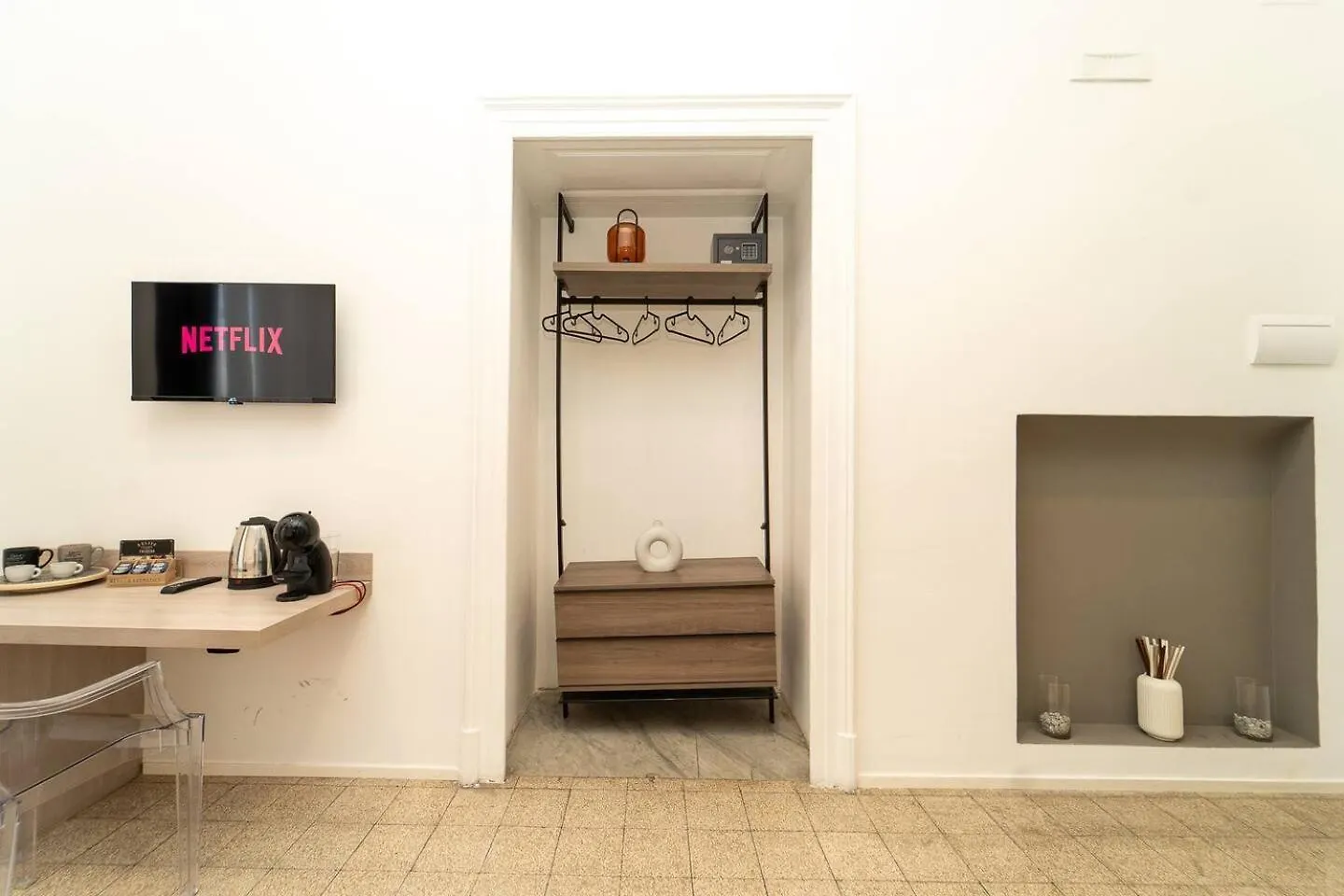 La Piazza Suite Naples Bed & Breakfast