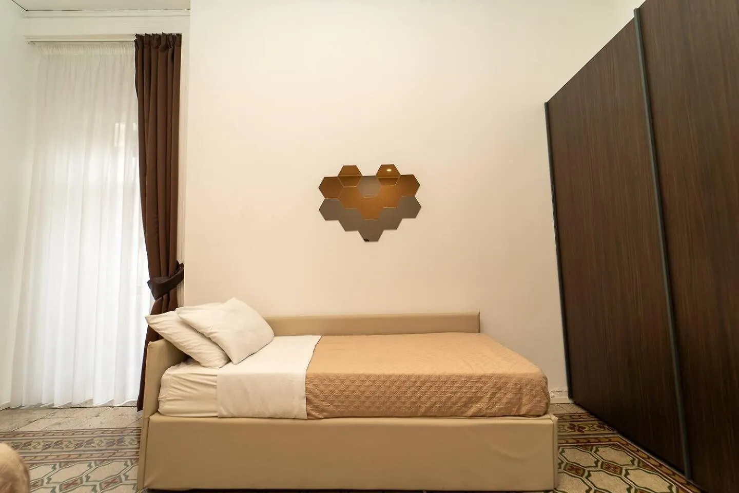 La Piazza Suite Naples Bed & Breakfast